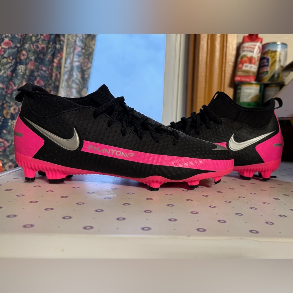 Nike Phantom GT Academy Df Fg Mg Soccer Cleats Black & Pink UNISEX